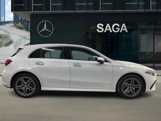 MERCEDES-BENZ A 250 e AMG Line Toit Pano Facelift  