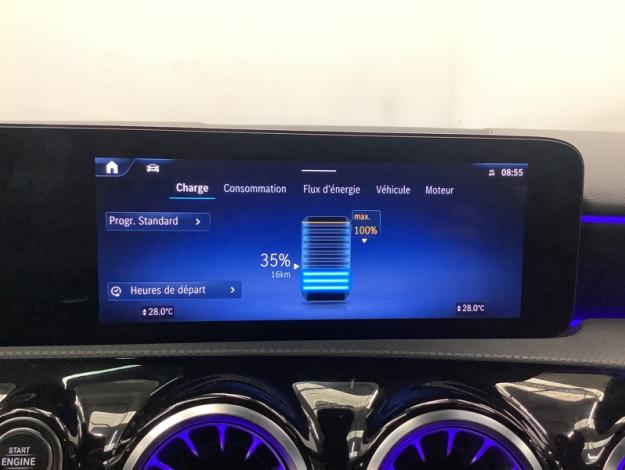 MERCEDES-BENZ A 250 e AMG Line Toit Pano Facelift  