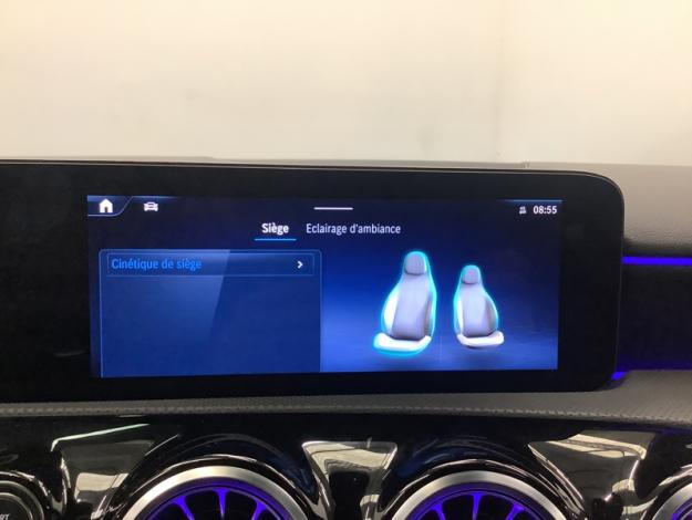 MERCEDES-BENZ A 250 e AMG Line Toit Pano Facelift  