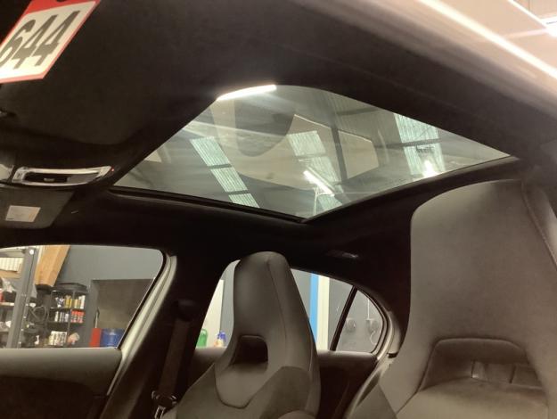 MERCEDES-BENZ A 250 e AMG Line Toit Pano Facelift  