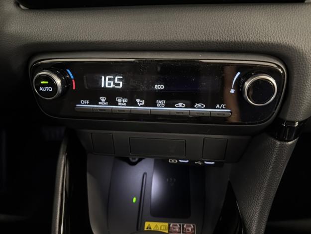 TOYOTA Yaris Hybride 116h Design  YARIS HYBRIDE 116H DESIGN VD MY26