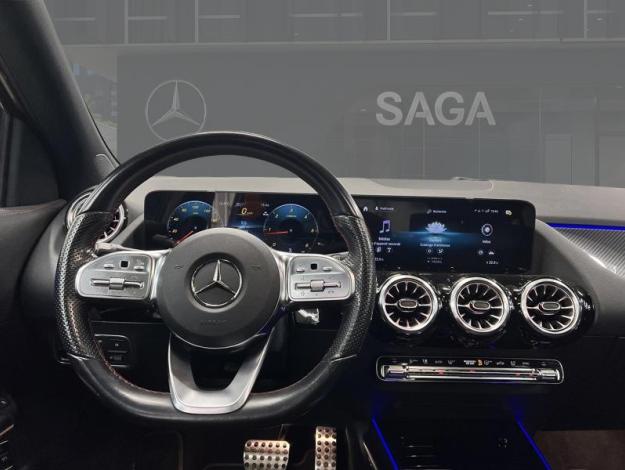 MERCEDES-BENZ GLA 200 d AMG Line  