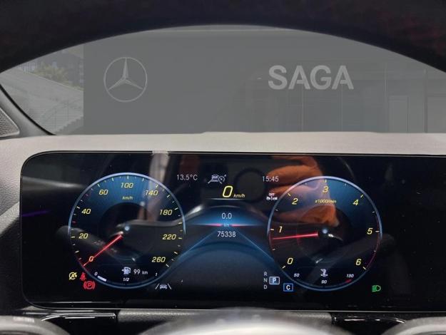 MERCEDES-BENZ GLA 200 d AMG Line  