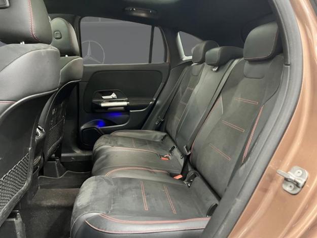 MERCEDES-BENZ GLA 200 d AMG Line  