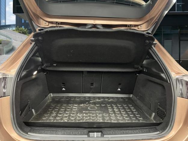 MERCEDES-BENZ GLA 200 d AMG Line  