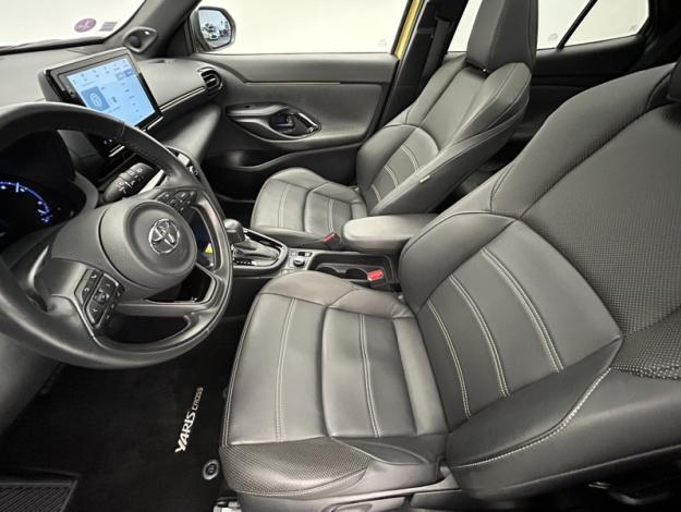TOYOTA Yaris Cross 1.5 116H PREMIERE AWD    