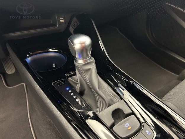 TOYOTA C-HR Hybride Design  1.8 122 ch 