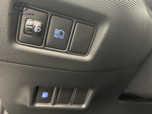 TOYOTA C-HR Hybride Design  1.8 122 ch 