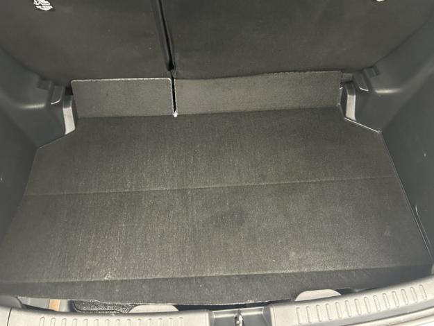 TOYOTA Yaris 70 VVT-i Dynamic  