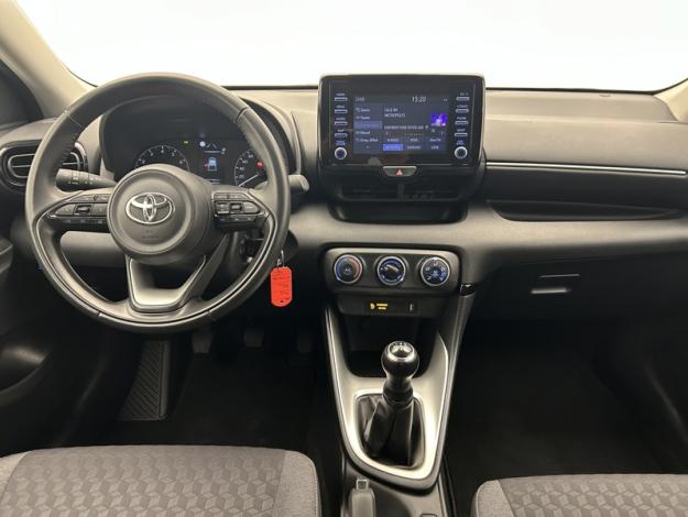 TOYOTA Yaris 70 VVT-i Dynamic  