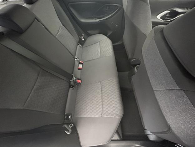 TOYOTA Yaris 70 VVT-i Dynamic  