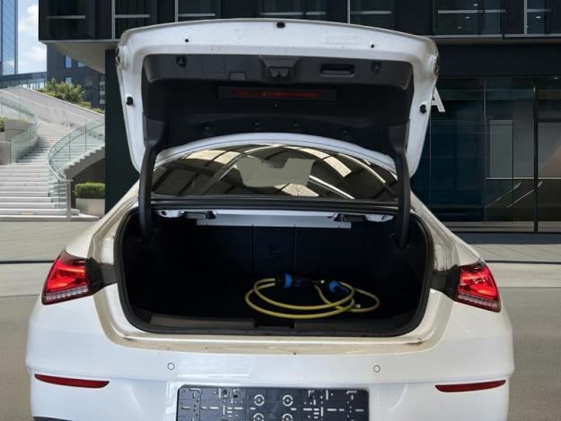 MERCEDES-BENZ CLA 250 e Coupé AMG Line  