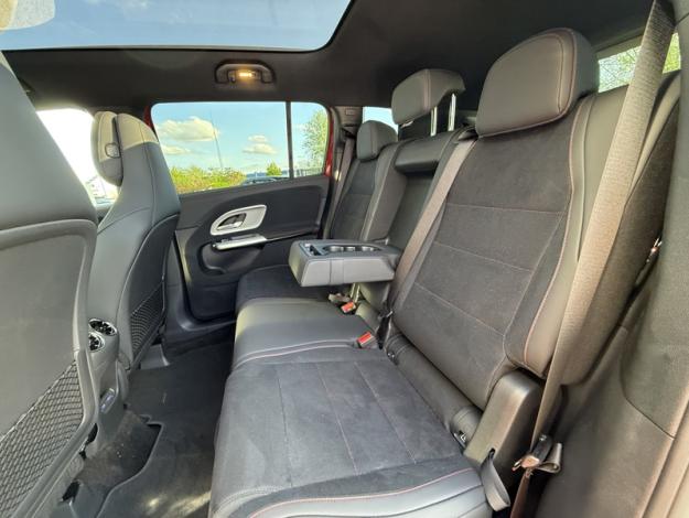 MERCEDES-BENZ GLB 250+ avec technologie EQ Limited Edition  GLB 250+ avec technologie EQ Limited Edition