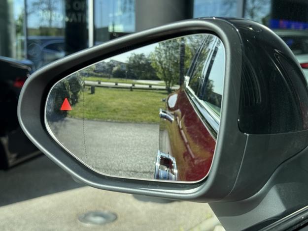 MERCEDES-BENZ GLB 250+ avec technologie EQ Limited Edition  GLB 250+ avec technologie EQ Limited Edition