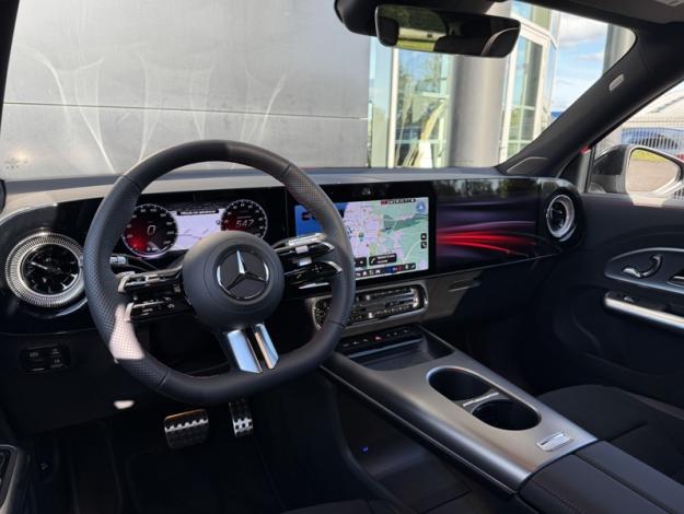MERCEDES-BENZ GLB 250+ avec technologie EQ Limited Edition  GLB 250+ avec technologie EQ Limited Edition