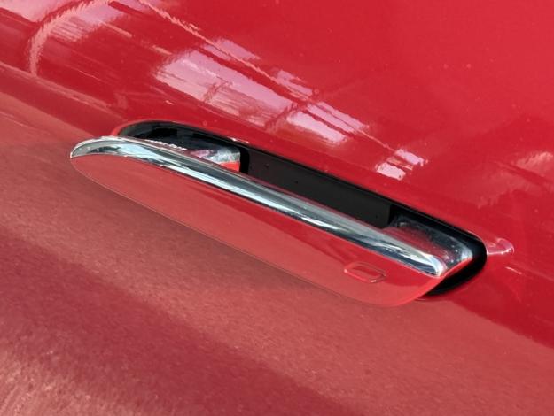 MERCEDES-BENZ GLB 250+ avec technologie EQ Limited Edition  GLB 250+ avec technologie EQ Limited Edition