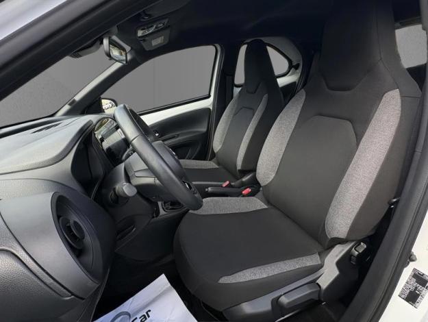 TOYOTA Aygo X 1.0 VVT-i 72 Dynamic  