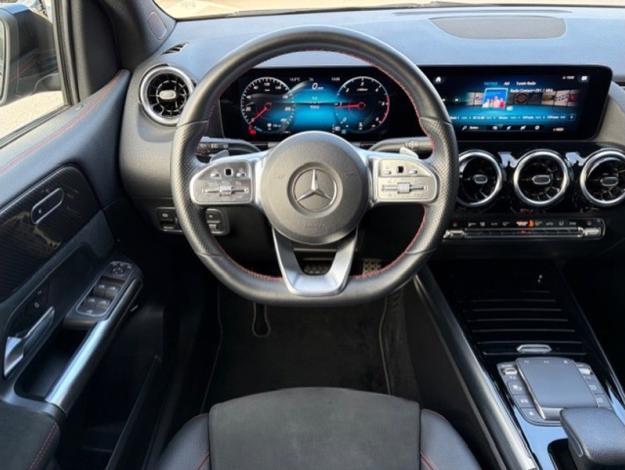 MERCEDES-BENZ B 180 d AMG Pack Night  