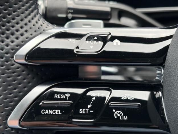 MERCEDES-BENZ EQE 350 + Berline AMG Toit Pano Burmester  