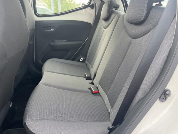 TOYOTA Aygo 1.0 VVT-i x-play  