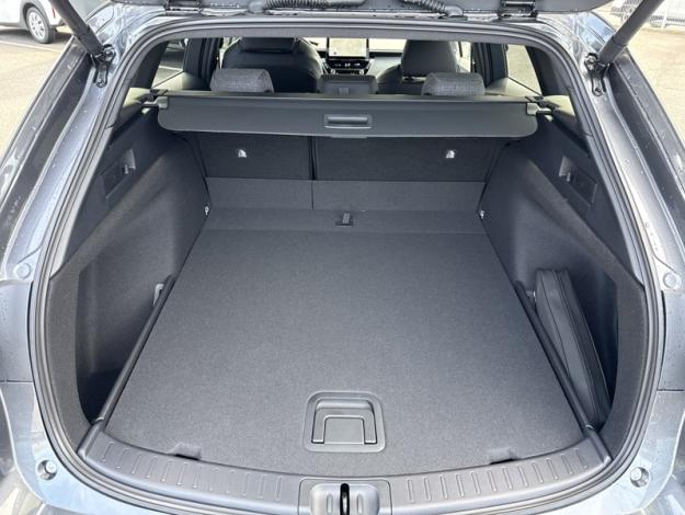 TOYOTA Corolla Touring Sports Hybride 1.8L 140h Design  COROLLA TS 1.8L 140 CH DESIGN CONFORT MY25