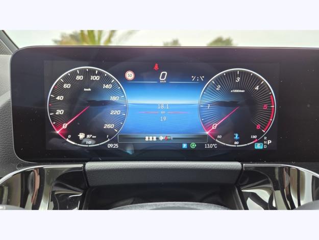 MERCEDES-BENZ GLA 200 d AMG Line  GLA 200 d AMG Line