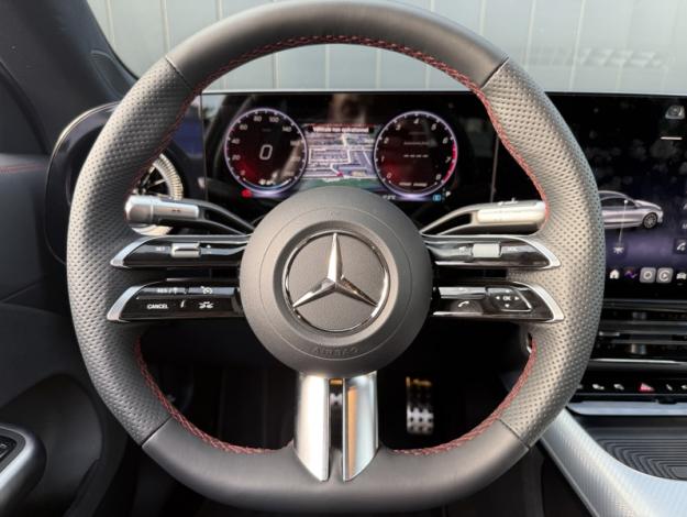 MERCEDES-BENZ CLA Coupé CLA 200 AMG Line  CLA 200 AMG Line