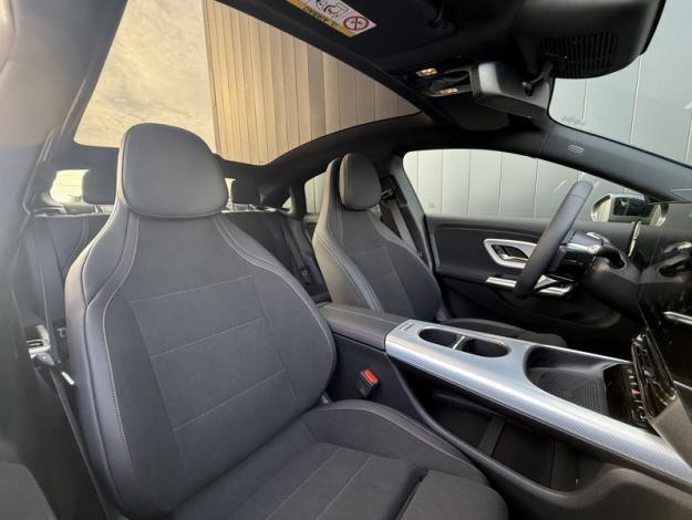 MERCEDES-BENZ CLA Coupé CLA 200 AMG Line  CLA 200 AMG Line