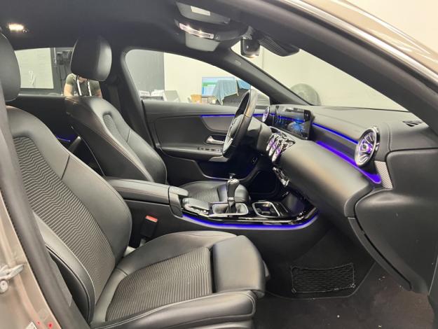 MERCEDES-BENZ CLA 180 d SB Luxury Attelage Pack Eclairage  