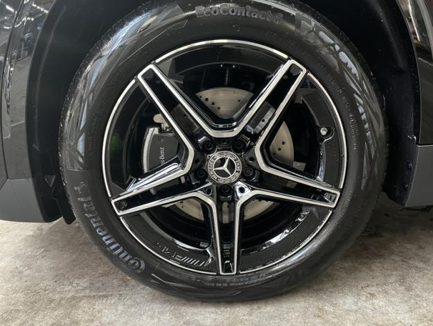 MERCEDES-BENZ GLA 200 d AMG Line  GLA 200 d AMG Line