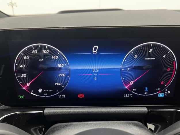 MERCEDES-BENZ GLA 200 d AMG Line  GLA 200 d AMG Line