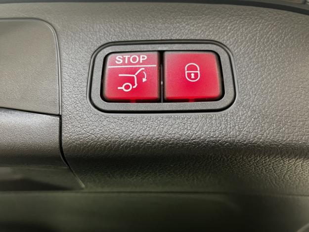 MERCEDES-BENZ GLA 200 d AMG Line  GLA 200 d AMG Line