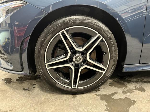 MERCEDES-BENZ CLA 250 e Coupé AMG Pack Night Toit Pano  