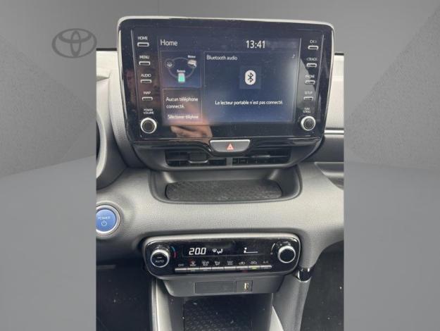 TOYOTA Yaris 116h Design  