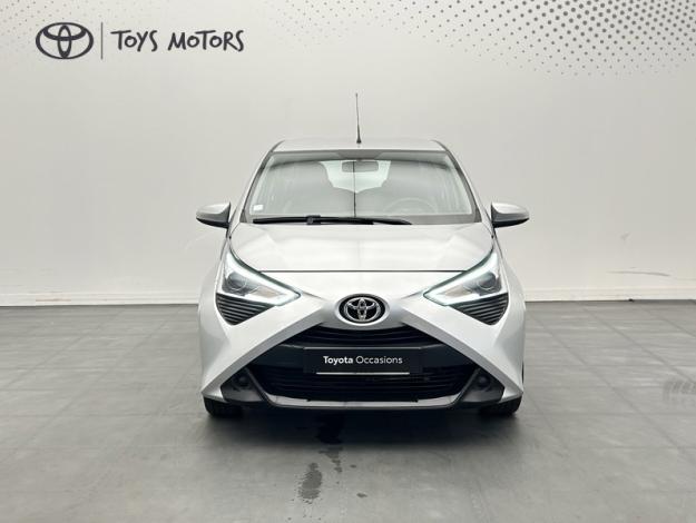 TOYOTA Aygo 1.0 VVT-i x-play  