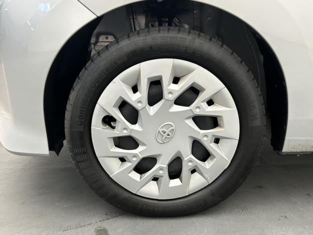 TOYOTA Aygo 1.0 VVT-i x-play  