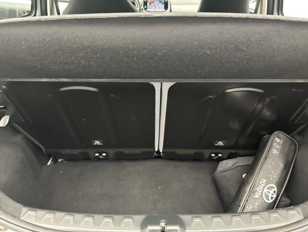 TOYOTA Aygo 1.0 VVT-i x-play  