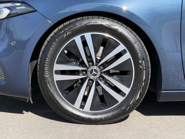 MERCEDES-BENZ Classe A 180 d Progressive Line  Classe A Berline / V1771 Classe A 180 d Berline Progressive Line