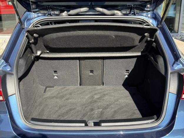 MERCEDES-BENZ Classe A 180 d Progressive Line  Classe A Berline / V1771 Classe A 180 d Berline Progressive Line