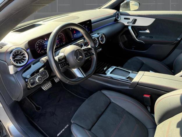 MERCEDES-BENZ 180 d Shooting Brake AMG Line  