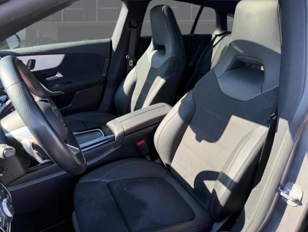 MERCEDES-BENZ 180 d Shooting Brake AMG Line  