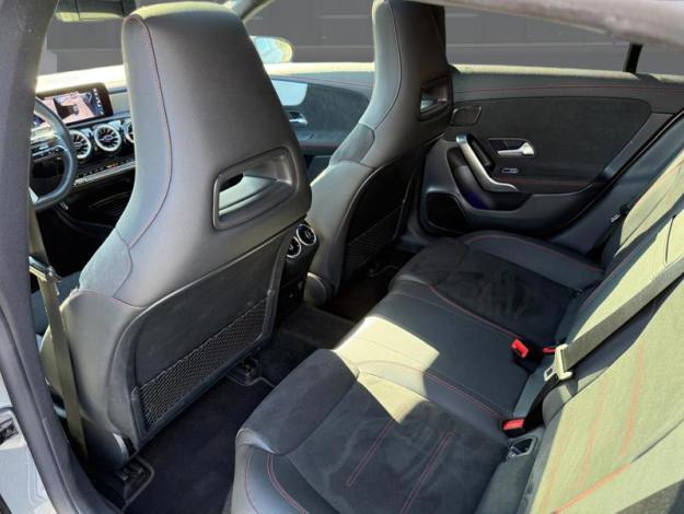 MERCEDES-BENZ 180 d Shooting Brake AMG Line  