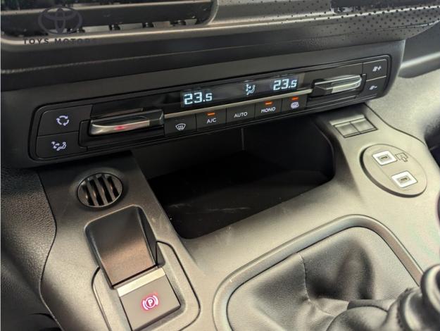 TOYOTA Proace City Medium 1.5L 100 D-4D Start  