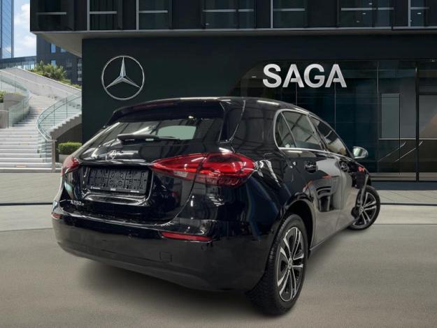 MERCEDES-BENZ A 250 e Luxury Line  
