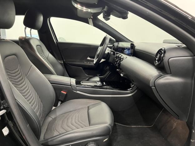 MERCEDES-BENZ A 250 e Luxury Line  