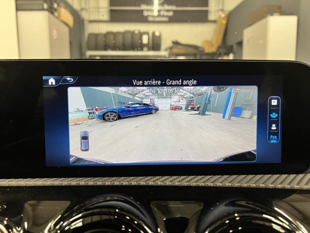 MERCEDES-BENZ A 250 e Luxury Line  