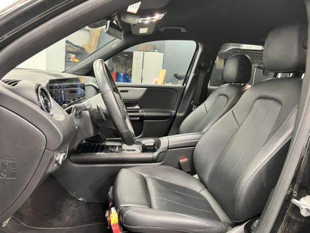 MERCEDES-BENZ GLB 200 d Business Line Attelage  