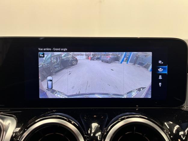 MERCEDES-BENZ GLB 200 d Business Line Attelage  