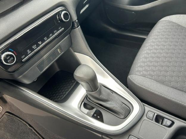 TOYOTA Yaris Hybride 116h Dynamic  116 ch 