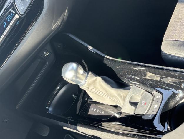 TOYOTA C-HR 1.8 Hybride 122 Design   